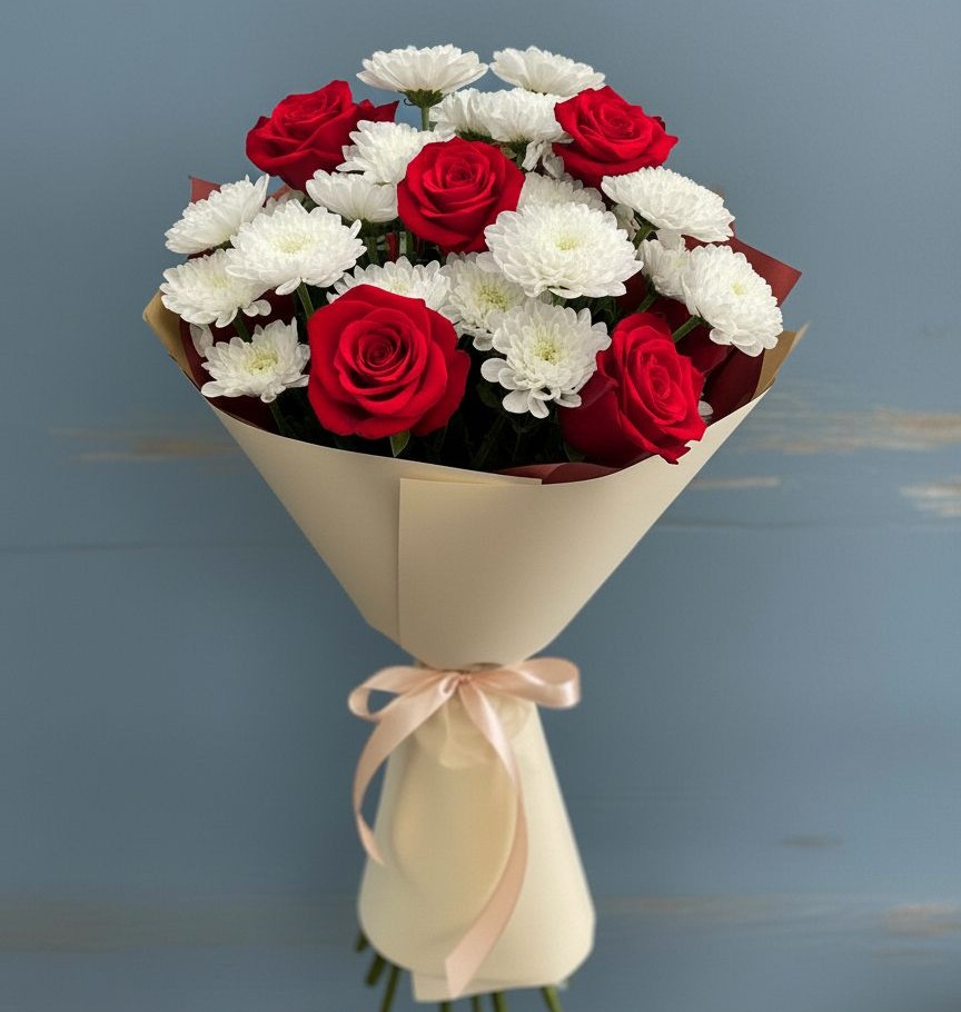 Букет цветов из: Розы и Хризантемы в Медвежьегорске