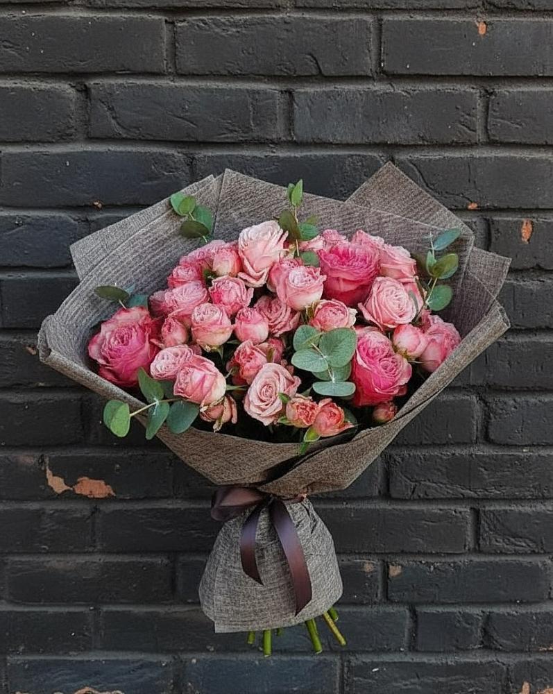 Букет цветов из: Розы в Медвежьегорске