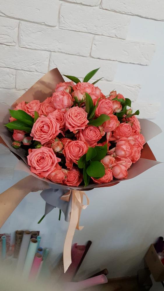 Букет цветов из: Розы в Медвежьегорске