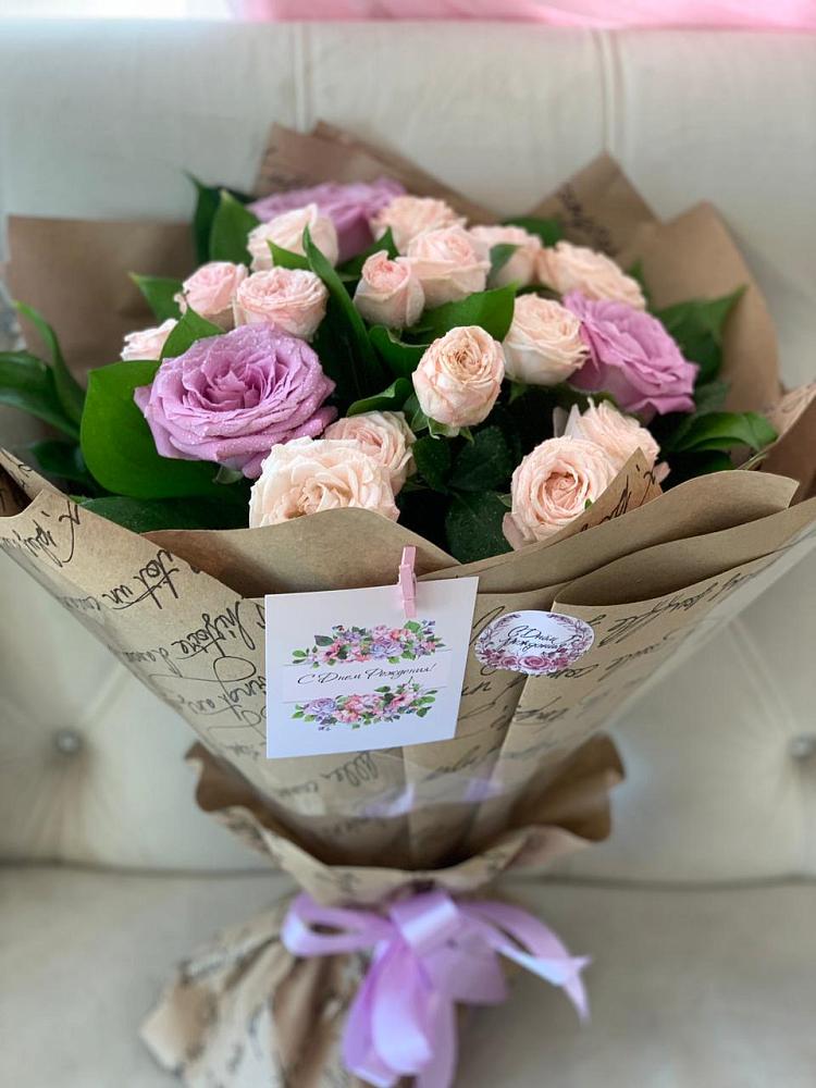 Букет цветов из: Розы в Медвежьегорске