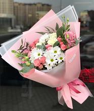 Букет цветов из:  Розы, Лизиантусы и Хризантемы в Медвежьегорске