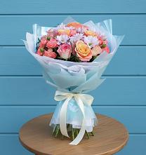 Букет цветов из:  Хризантемы и Розы в Медвежьегорске